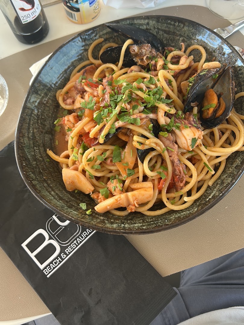 B64 Beach e Restaurant
