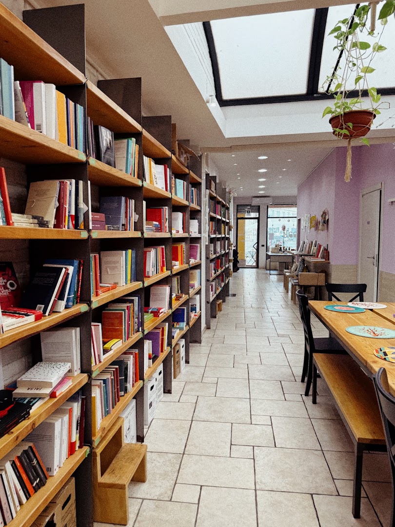 BAAK Libreria Bistrot, Bologna