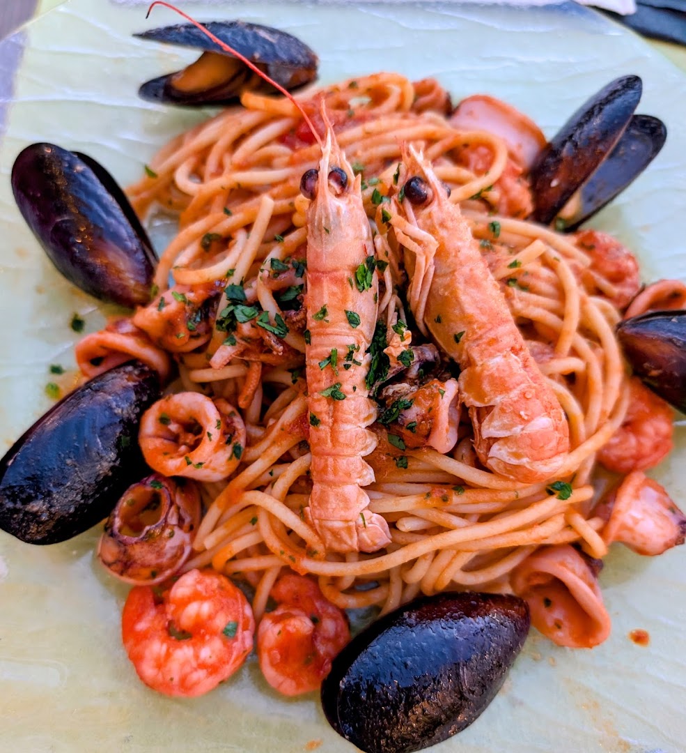 BACARO MODERNO