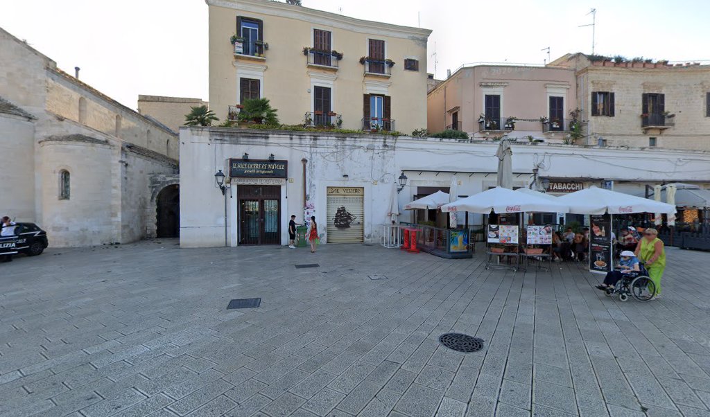 Bacco Tabasco e Venere, Bari