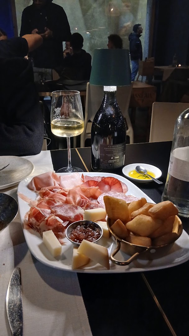 Bacco, Wine and Tapas restaurant