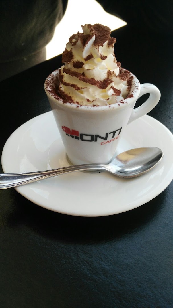 Bacio Nero Caffè