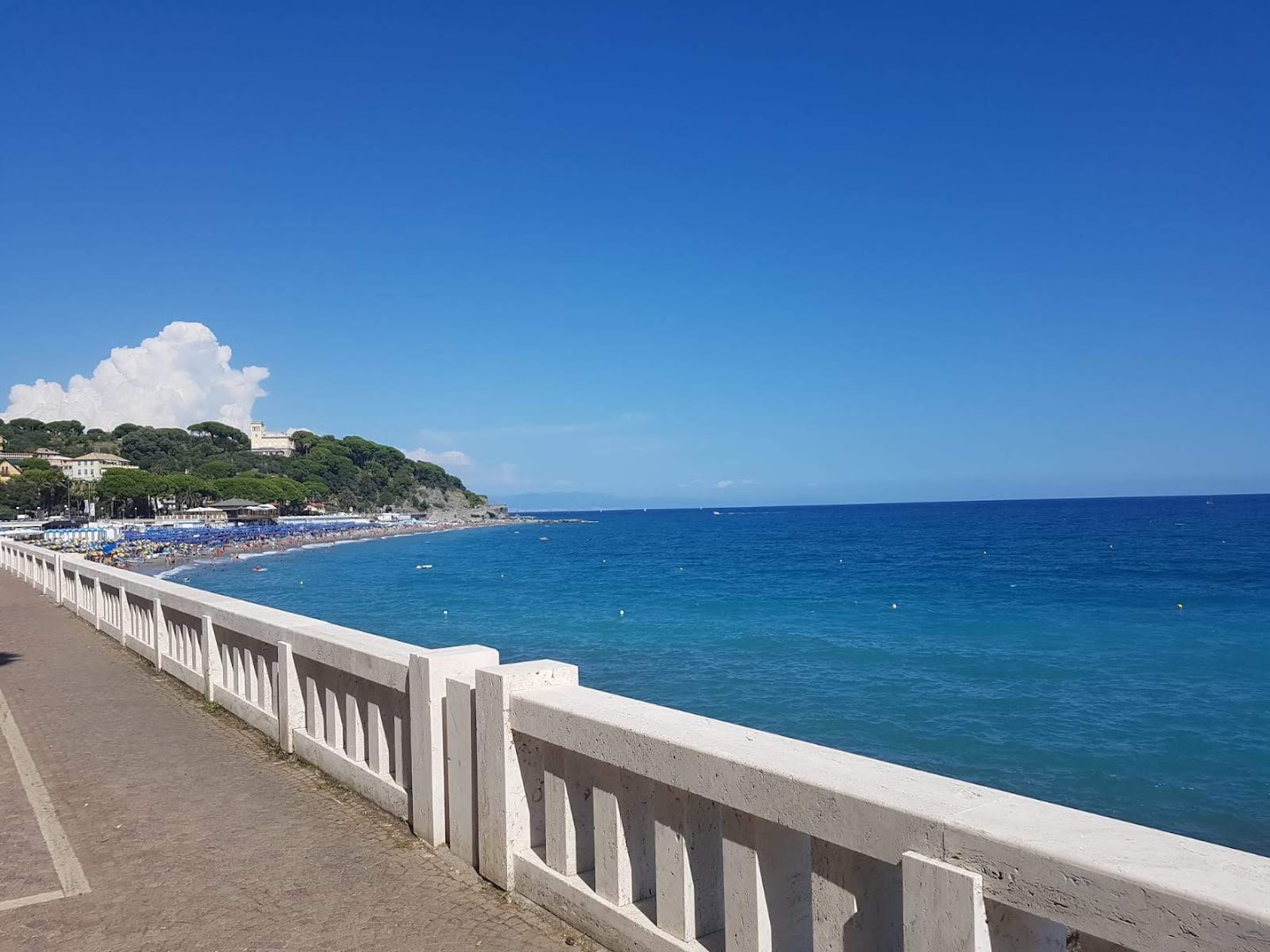 Bagni Augustus, Celle Ligure