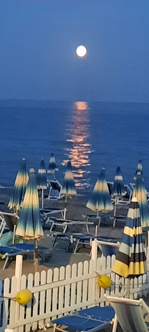 Bagni Leonessa, Pietra Ligure