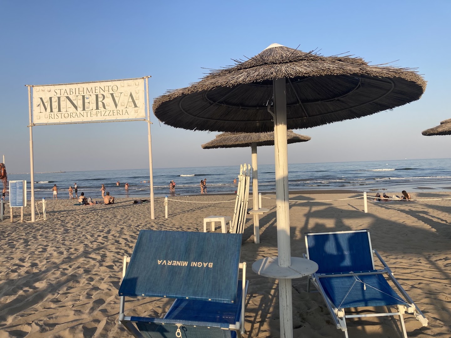 Bagni Minerva - Stabilimento Balneare