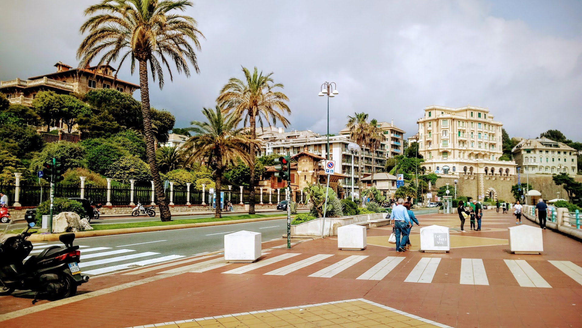 Bagni Roma, Genova