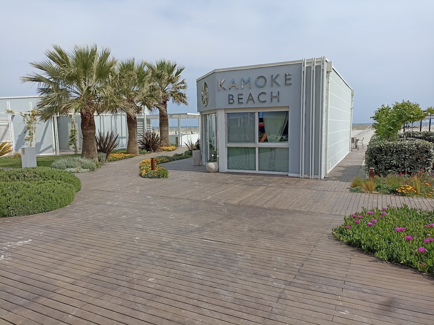 Bagno 76 Kamoke beach