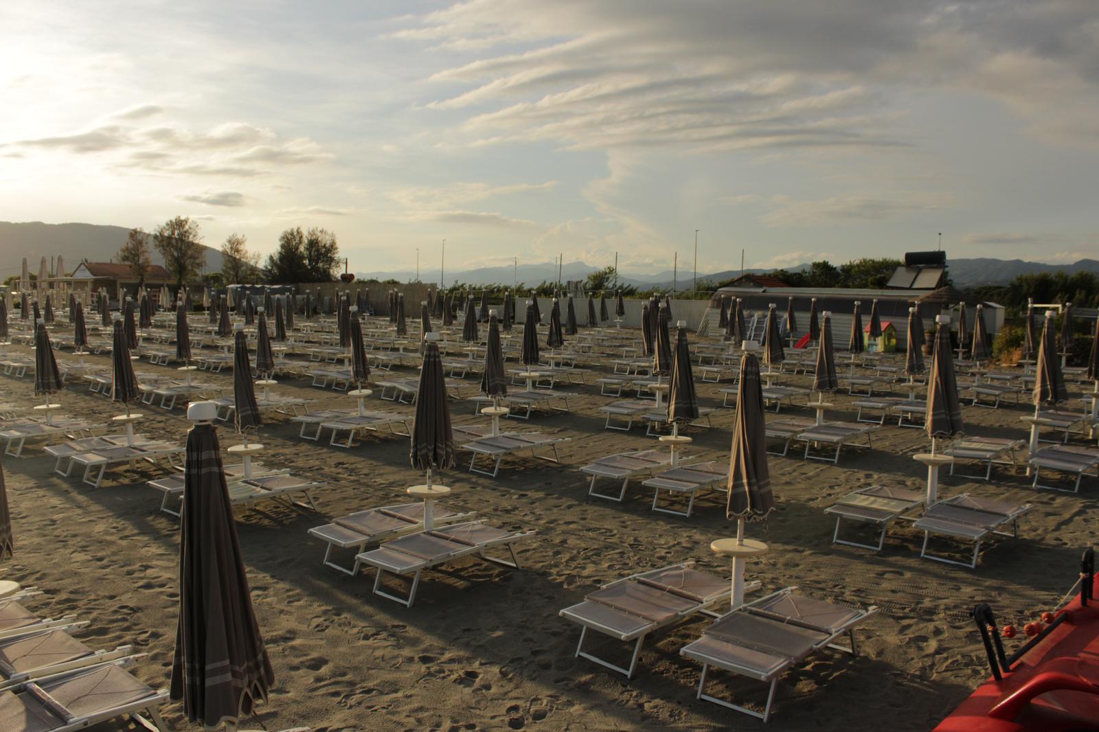Bagno il Brigantino!, Sarzana