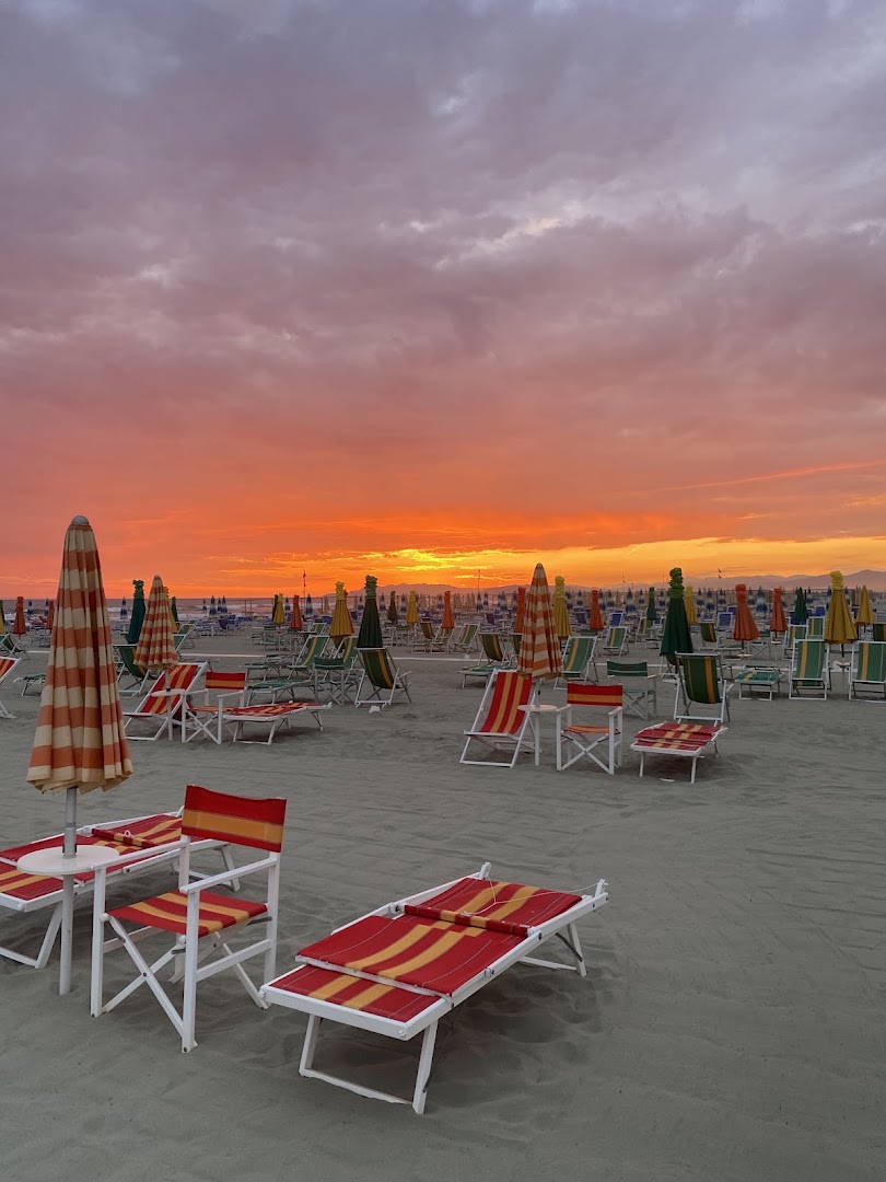 Bagno Ilva - Lido di Camaiore - Piscina Mare e Relax