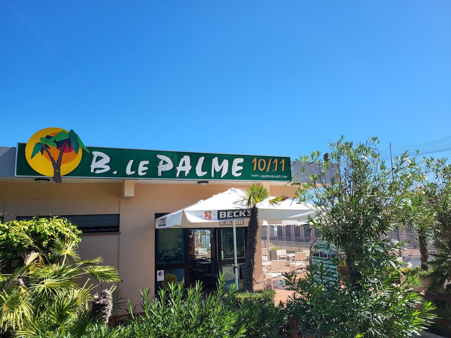 Bagno Le Palme Beach 10-11