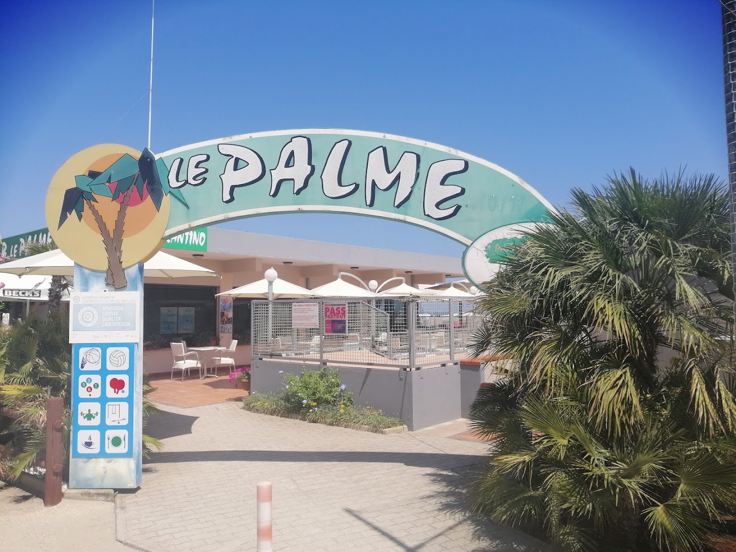 Bagno Le Palme Beach 10-11