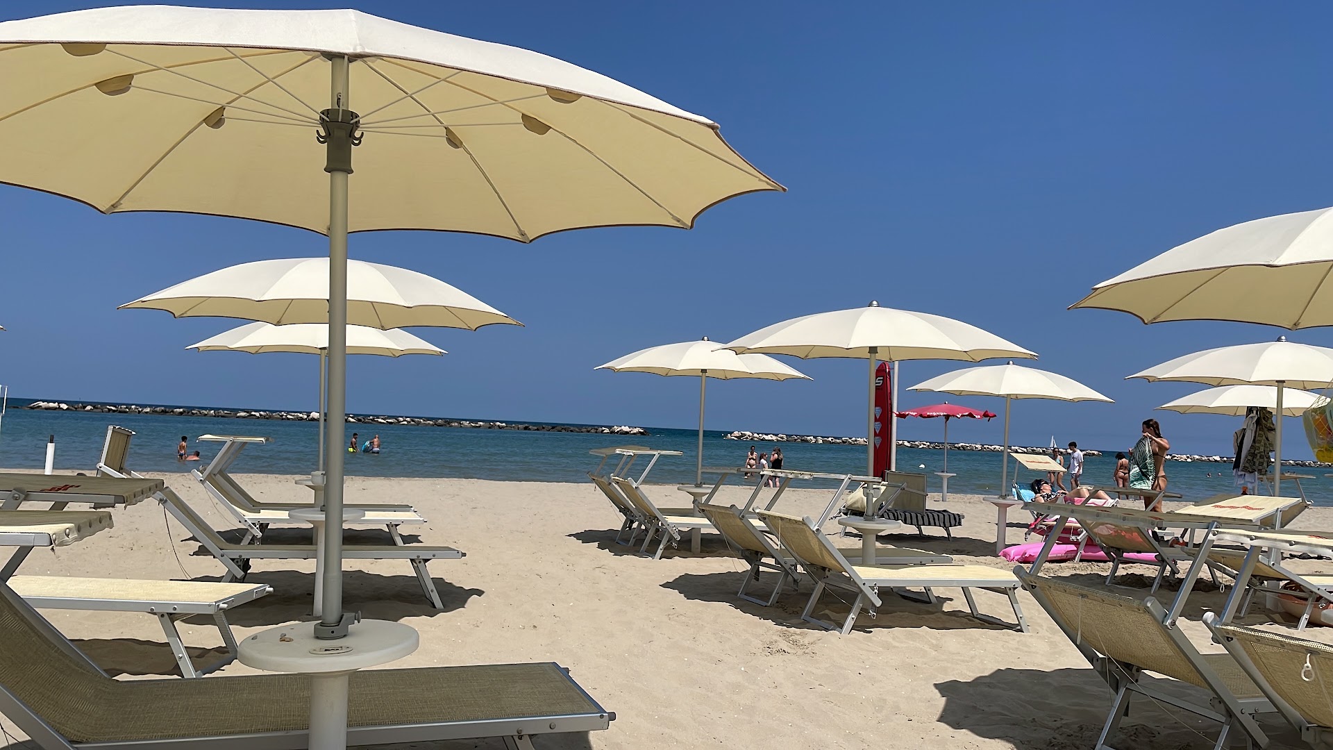 Bagno Maeba Beach Cesenatico