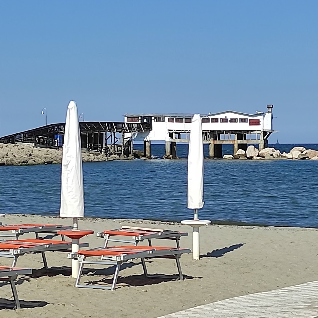 Bagno Molo Di Massari Valentina
