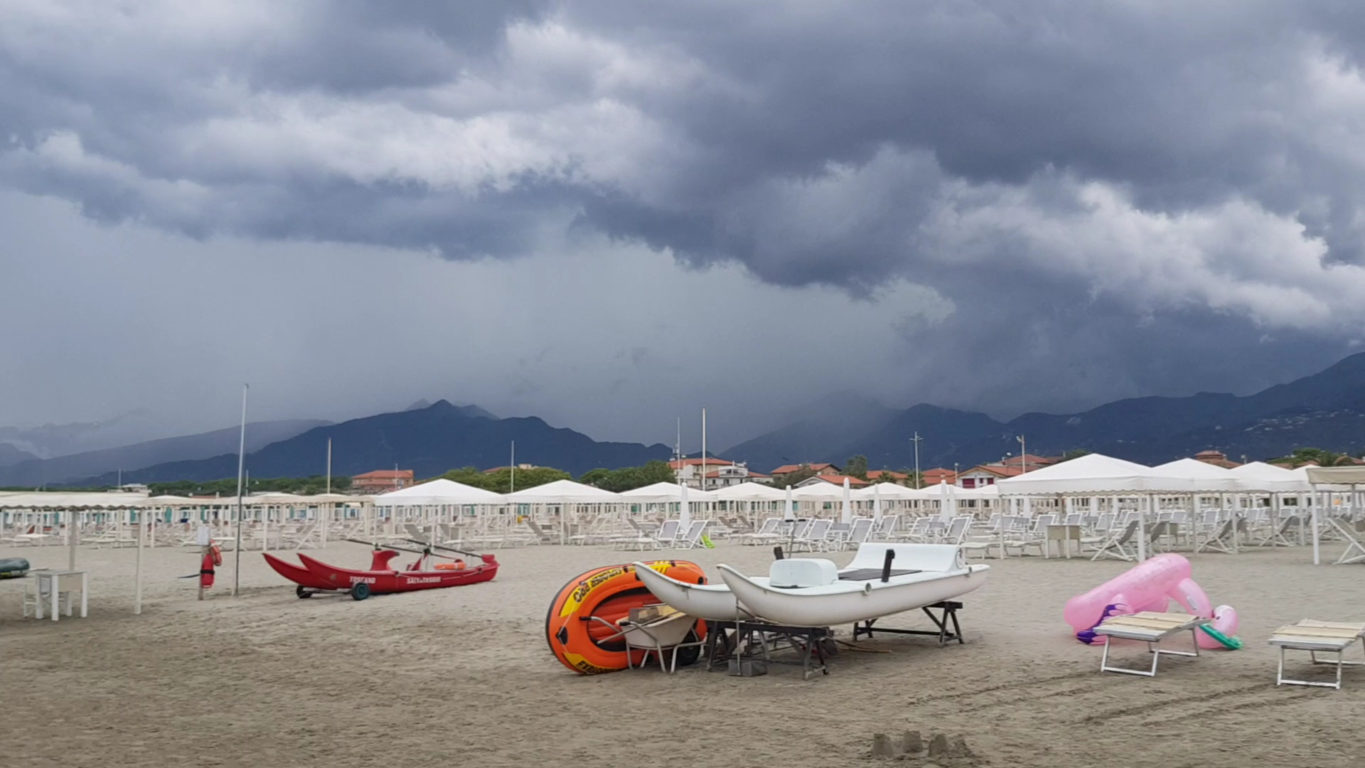 Bagno Piemonte, Marina di Pietrasanta
