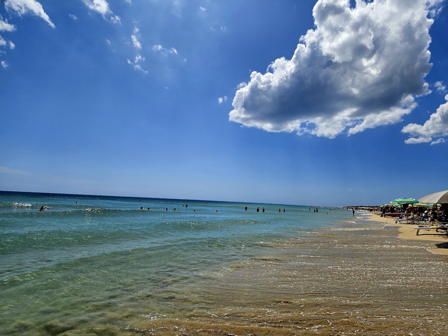 BAHIA beach bar Pucceria Spiaggia libera attrezzata