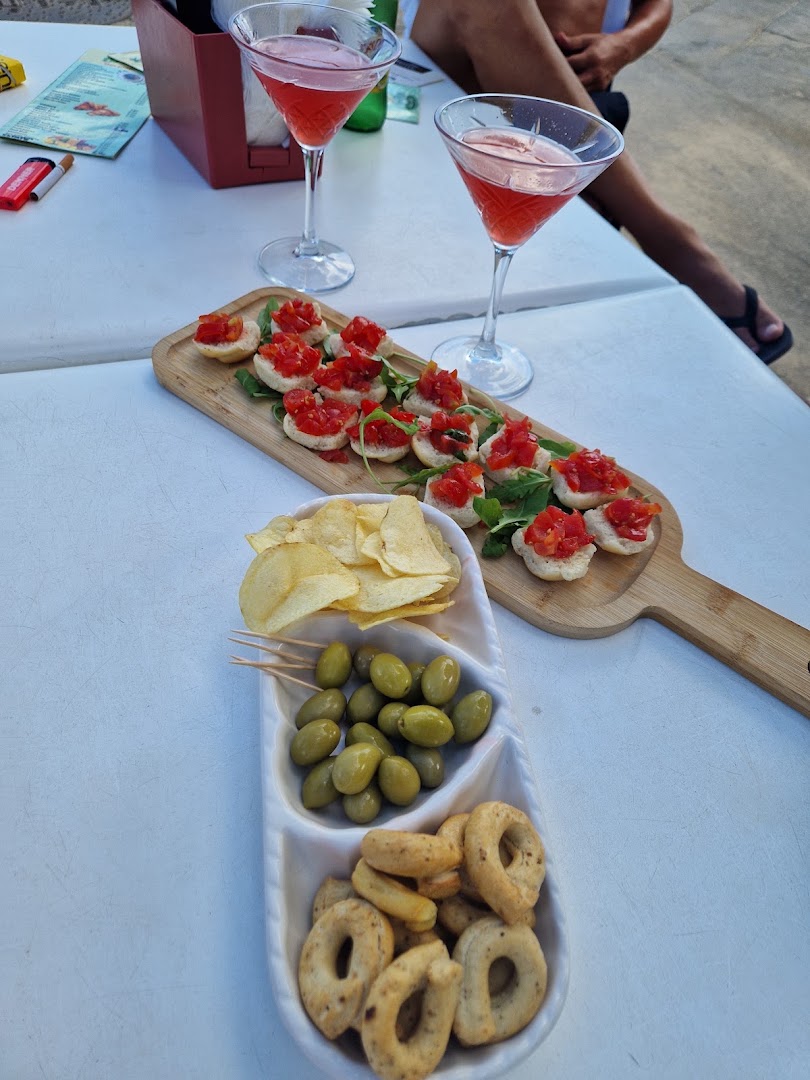 BAHIA beach bar Pucceria Spiaggia libera attrezzata