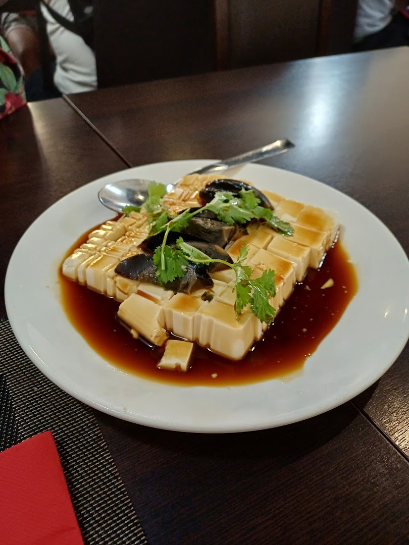 Bai Wei Guan, Bergamo
