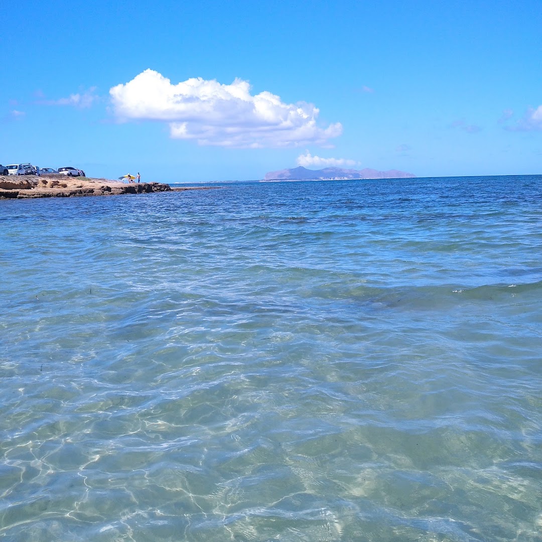 Baia dei Fenici