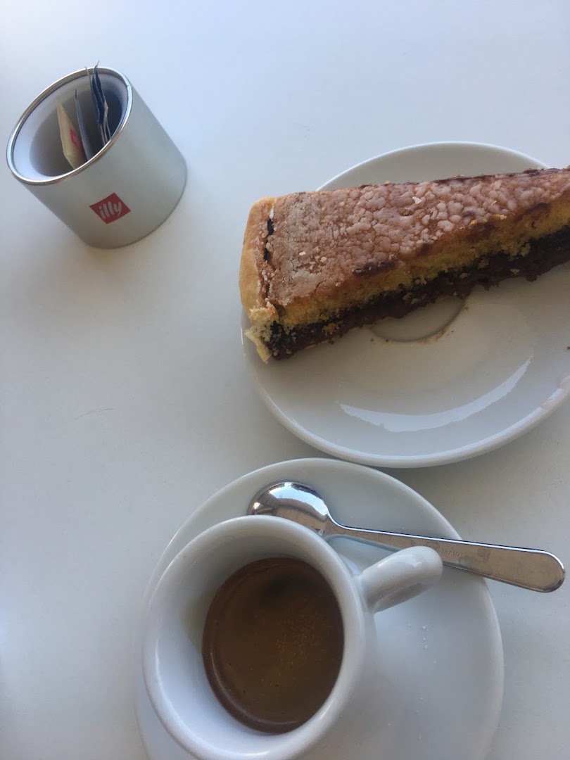 Bakery Cafe Contessa