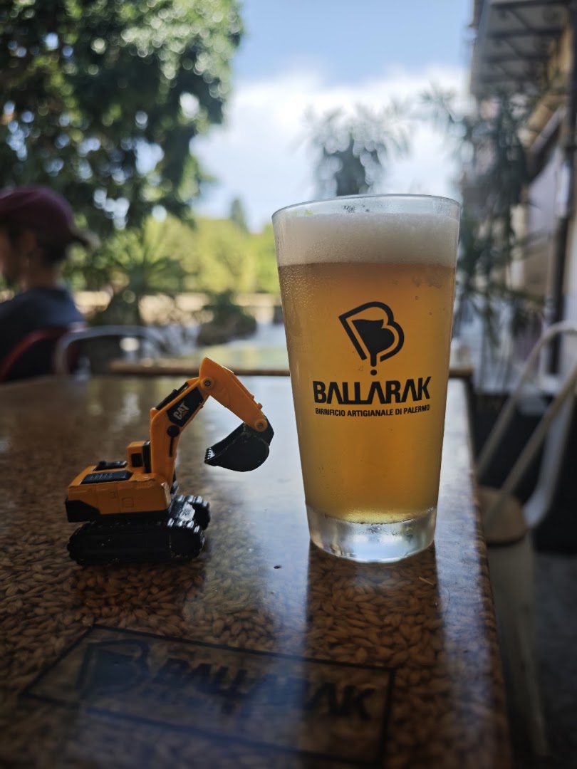 Ballarak Magione, Palermo