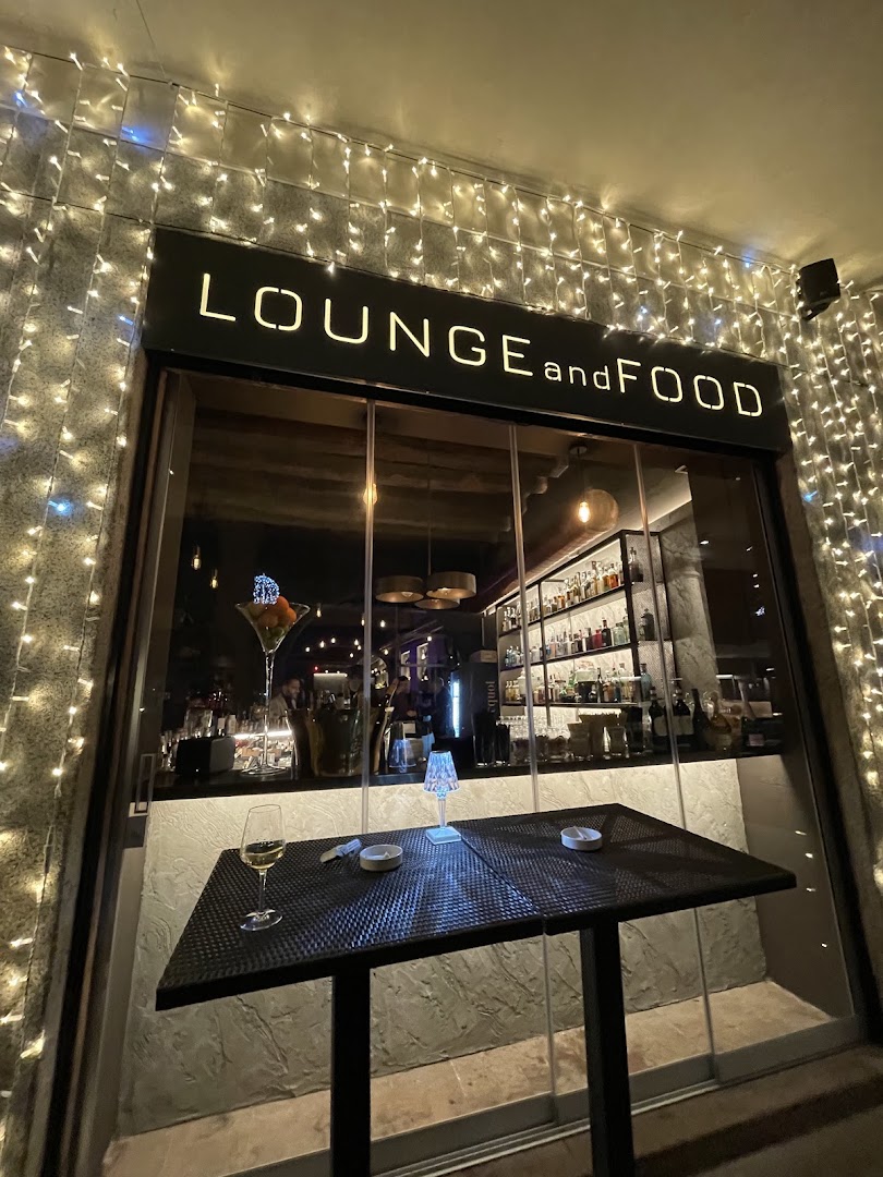 Ballon Lounge and Food
