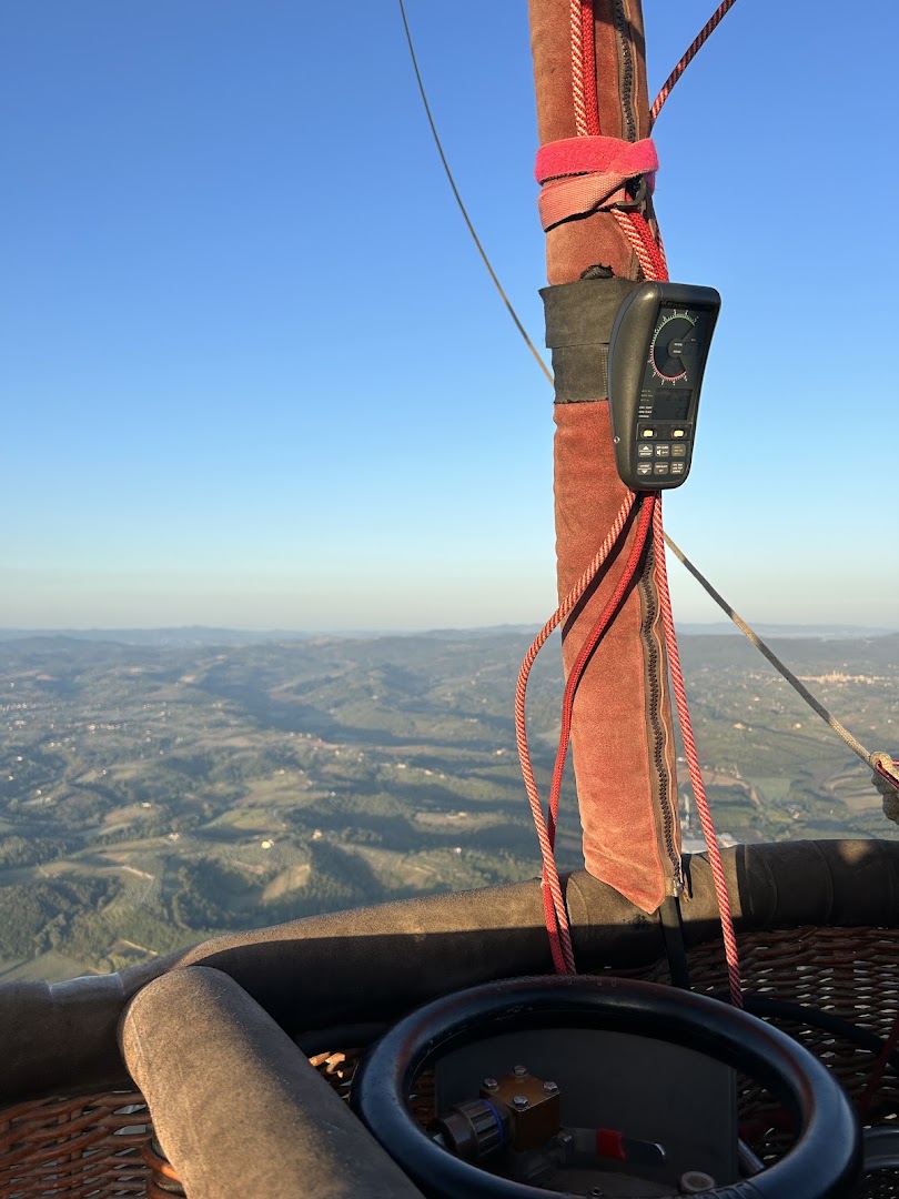 Balloon in Tuscany