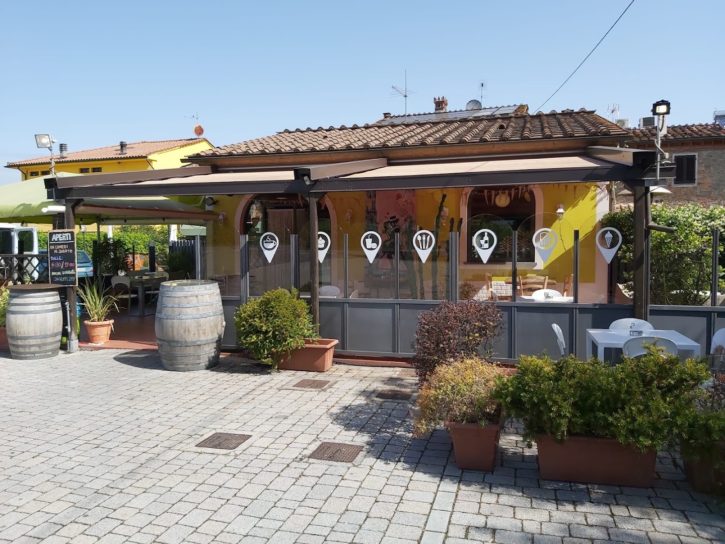 Baobar di Mireia Tantina Marin