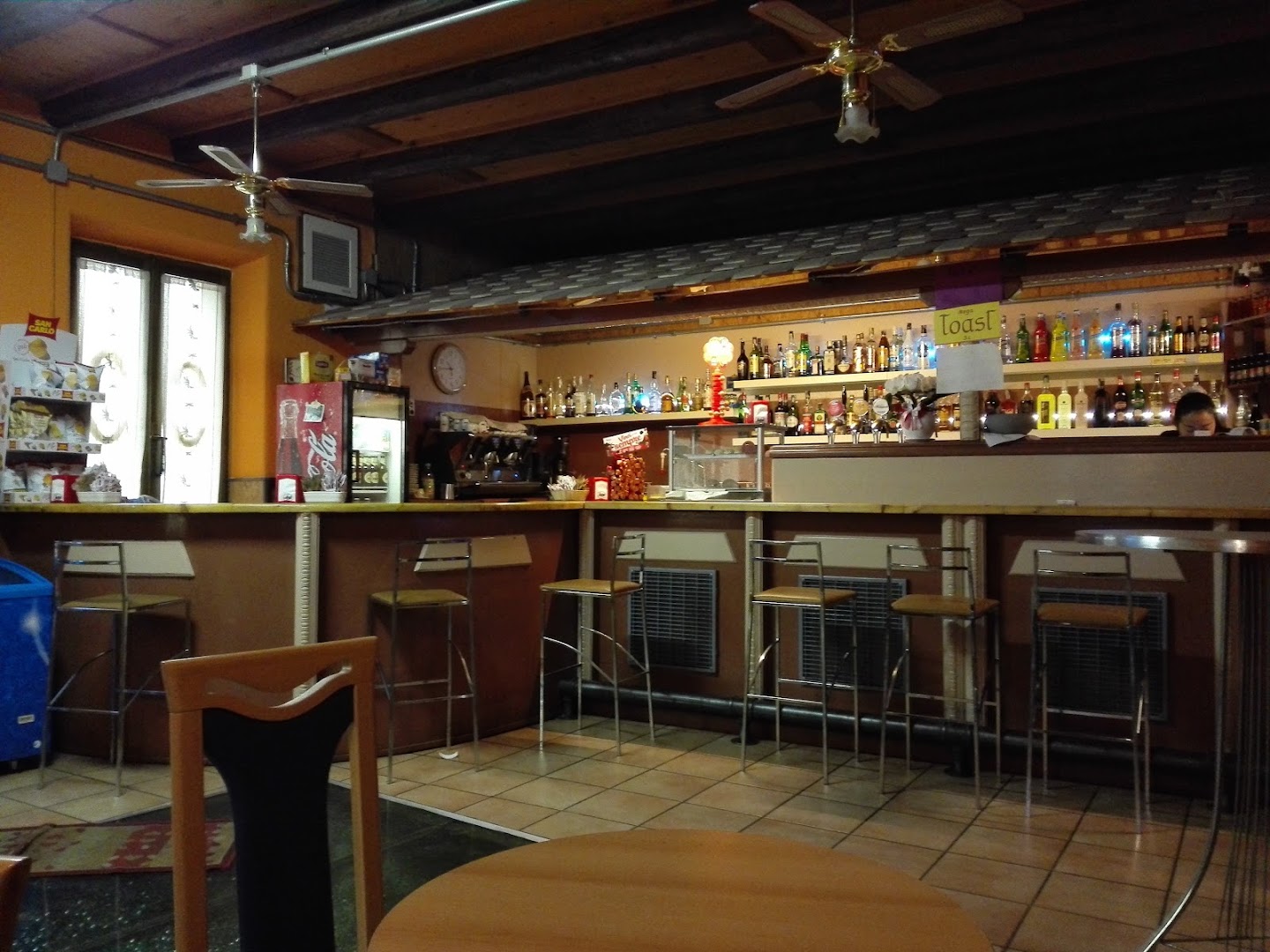 Bar 15-18