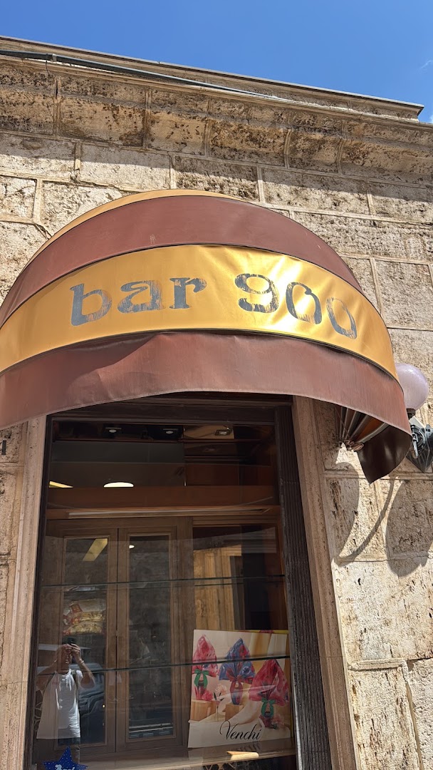 Bar 900
