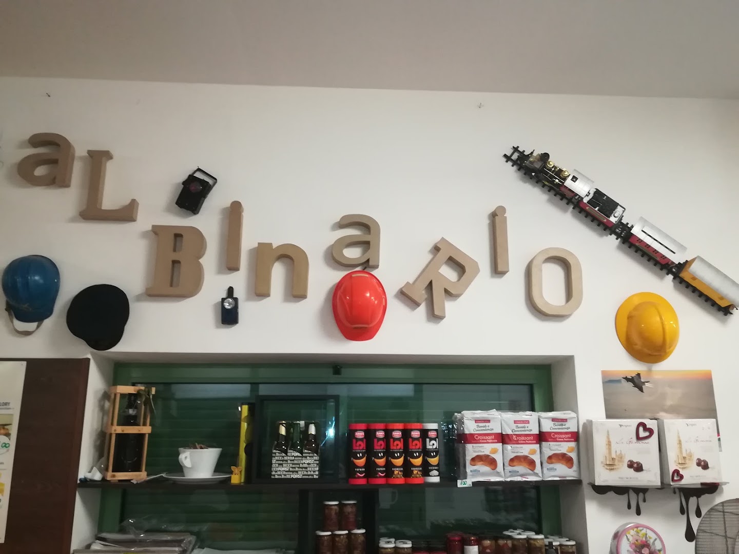 Bar Al Binario