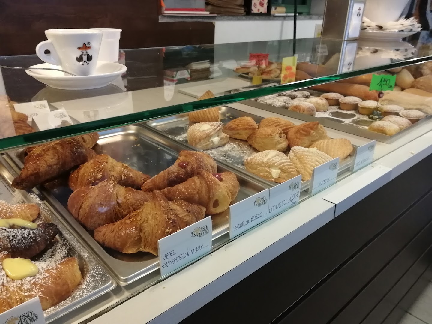 Bar Al Binario