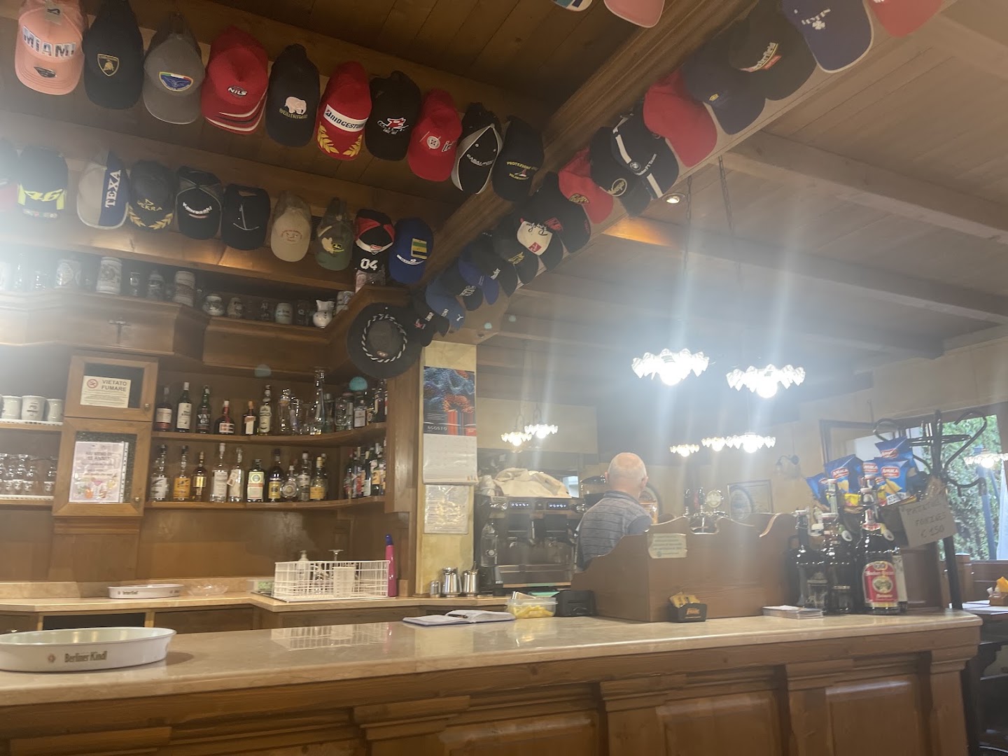 Bar Al Cantinon