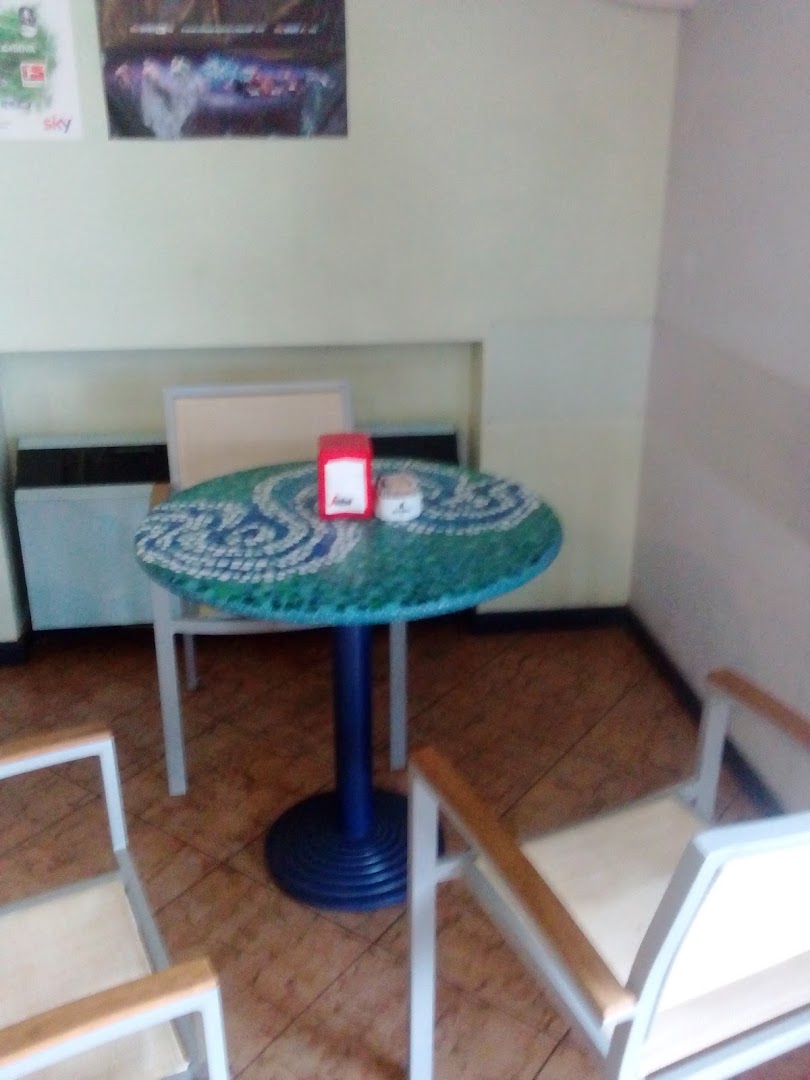 Bar al casello di Lai Jianguo, Cesena