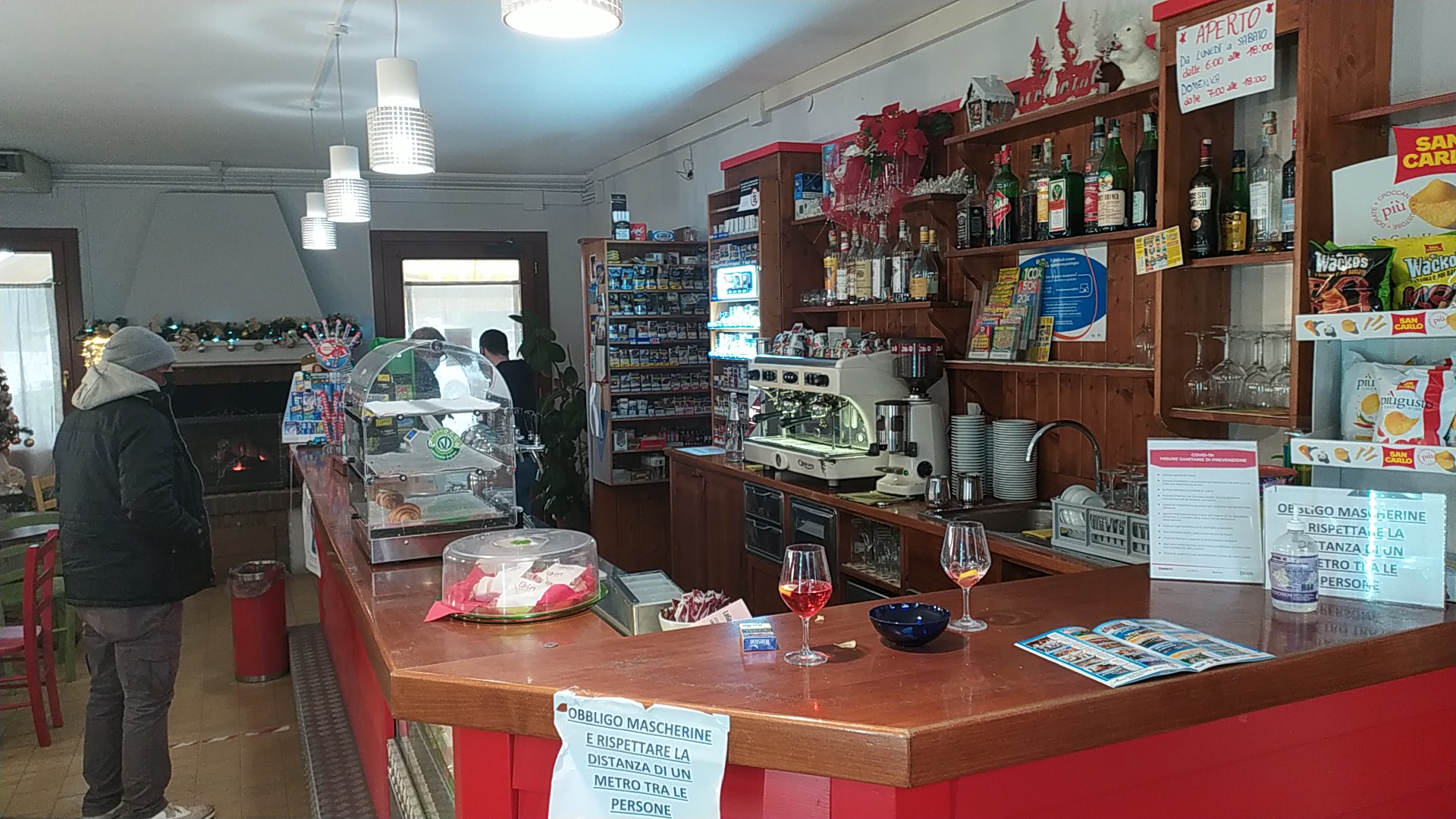 Bar Al Centro, Malo