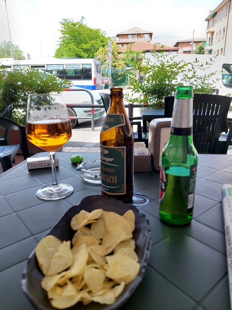 Bar Al Forte di Hu Lianrong