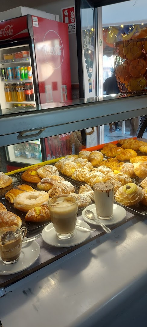 Bar Albakiara, Roma