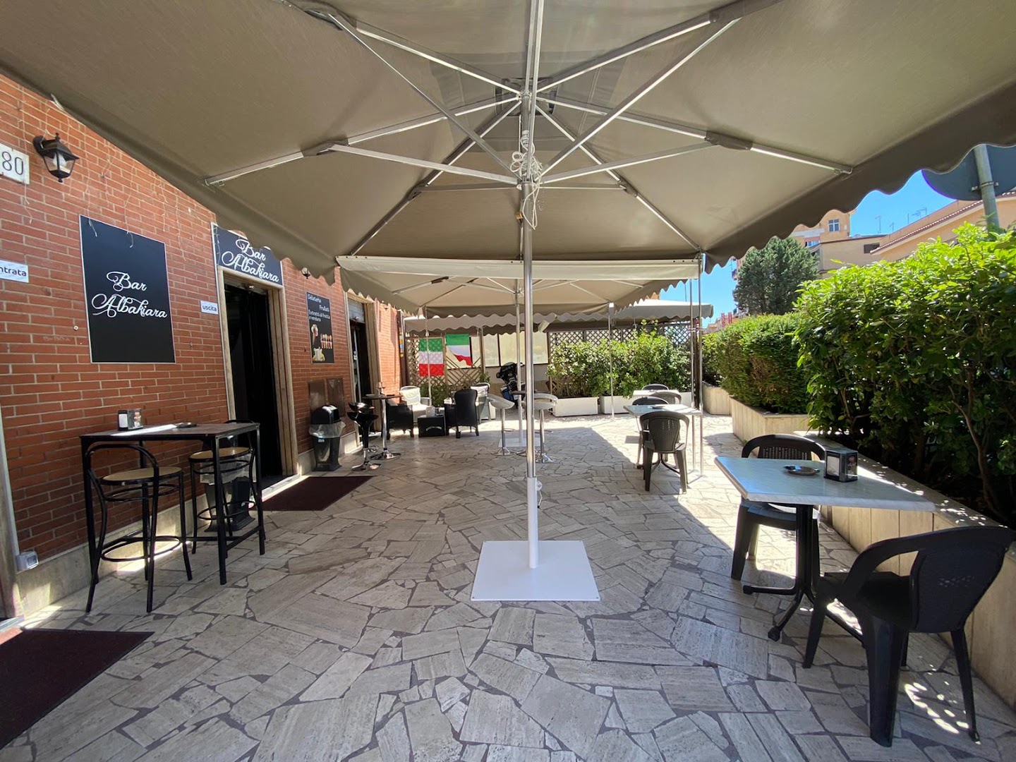 Bar Albakiara