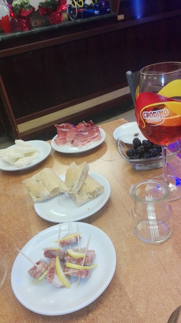 Bar-Alimentari ..e alla fine arriva Polly