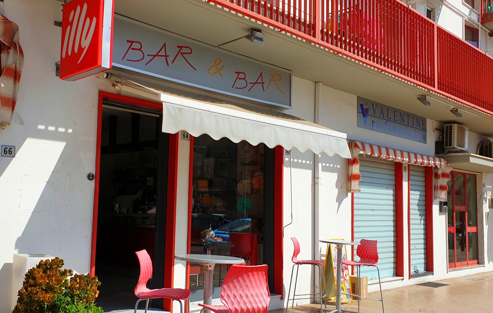 Bar&Bar