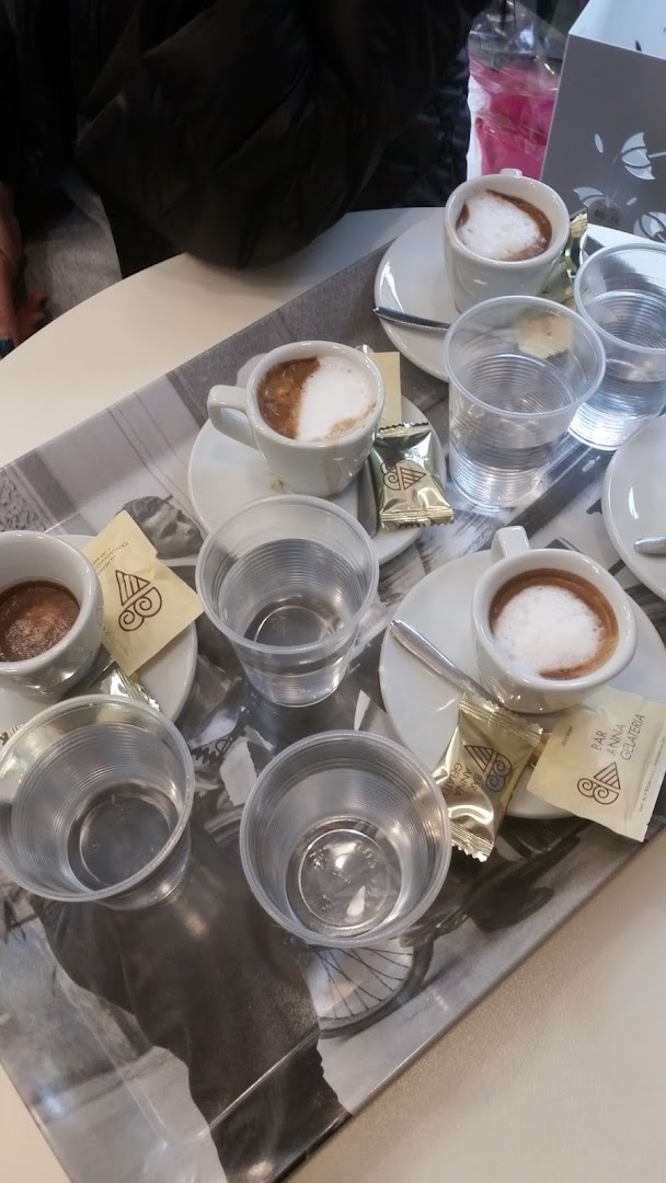 Bar Anna S.A.S.Di Noschese Annunziata & C.