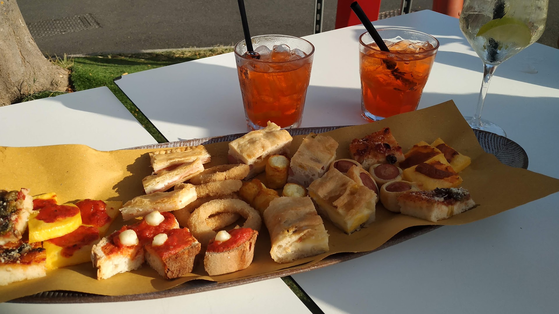 Bar Aperitivi Twins Navacchio, Cascina