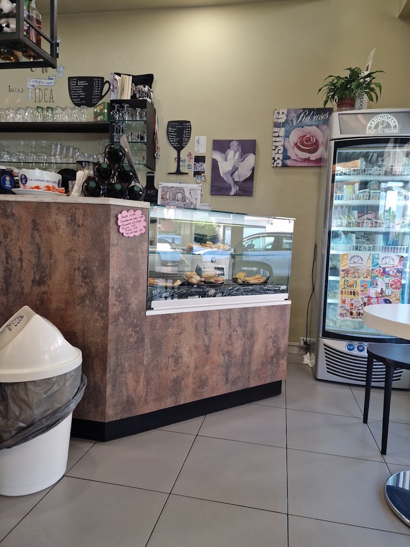 Bar Asso Di Cuori, Carrara