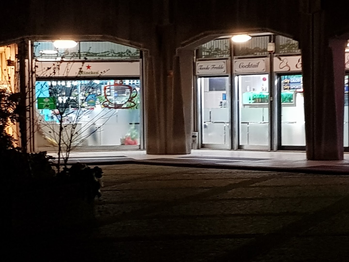 Bar Astesani 41