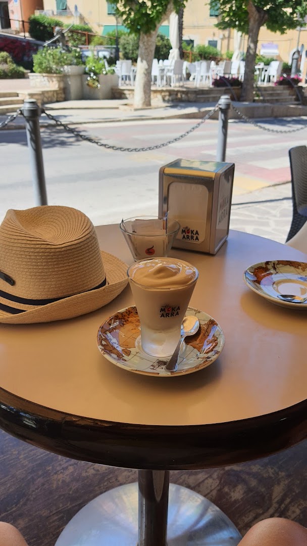 Bar Astra Di Casti Gianni E Casti Renzo Snc