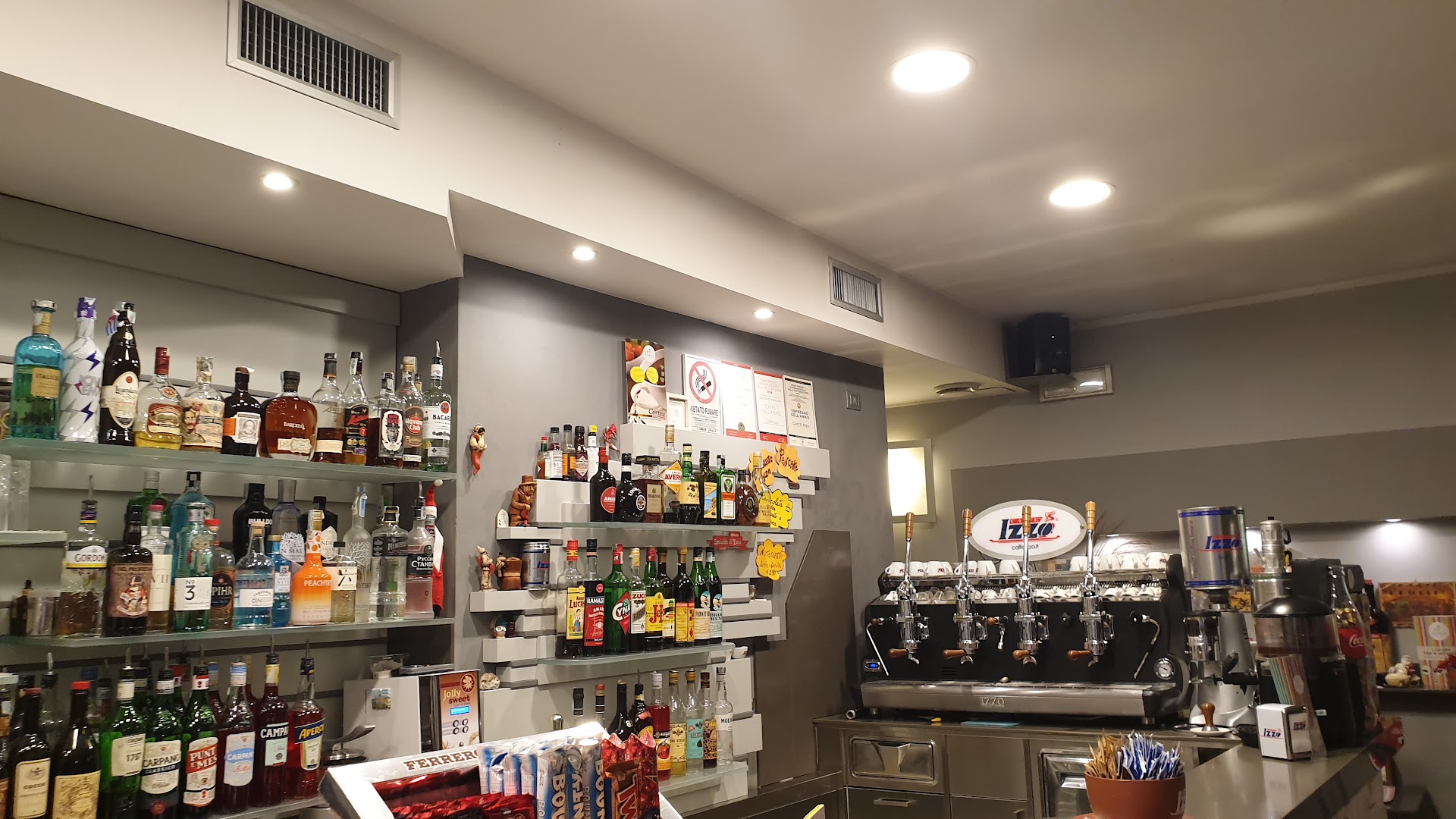Bar Astra
