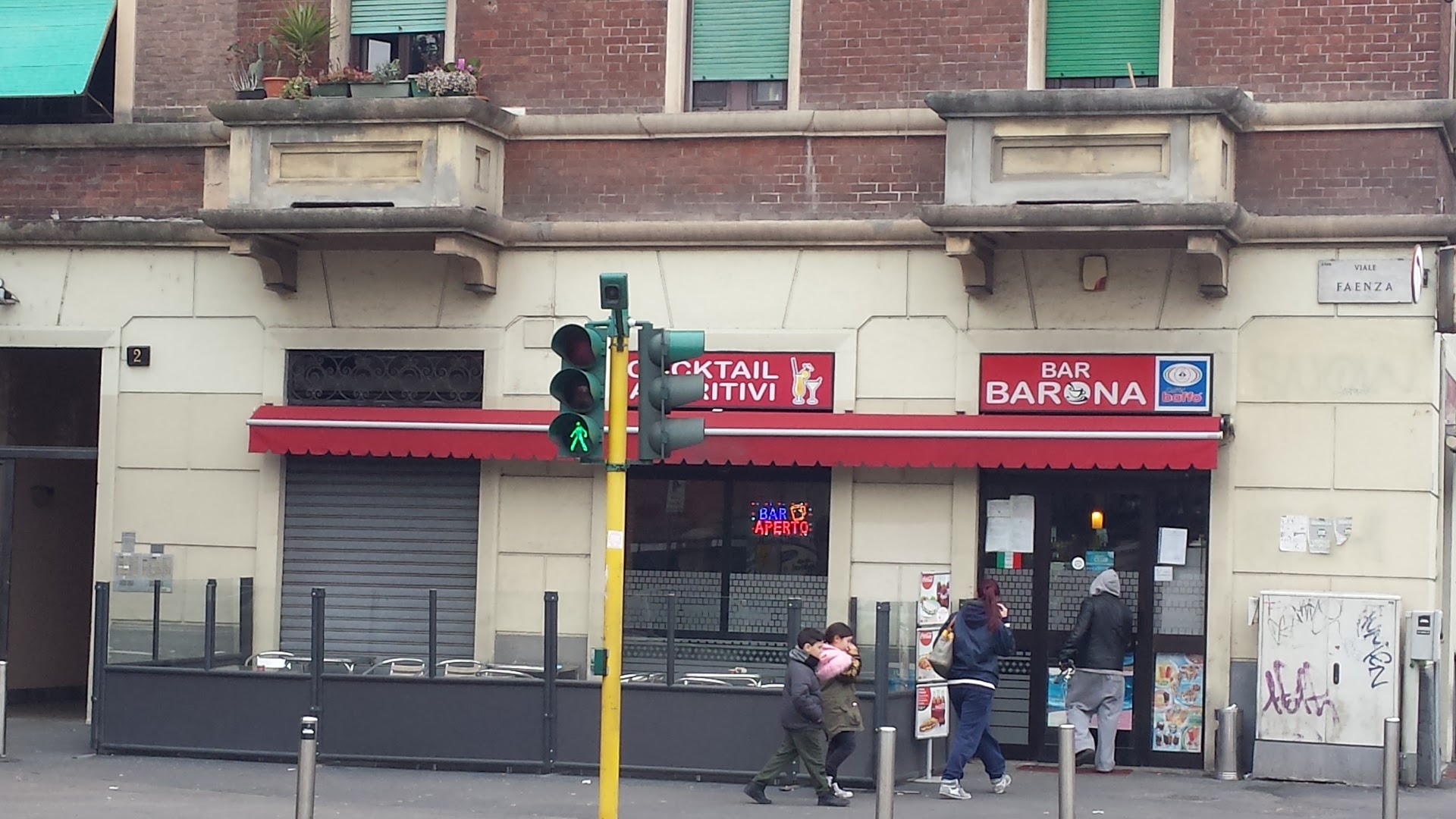 Bar Barona, Milano