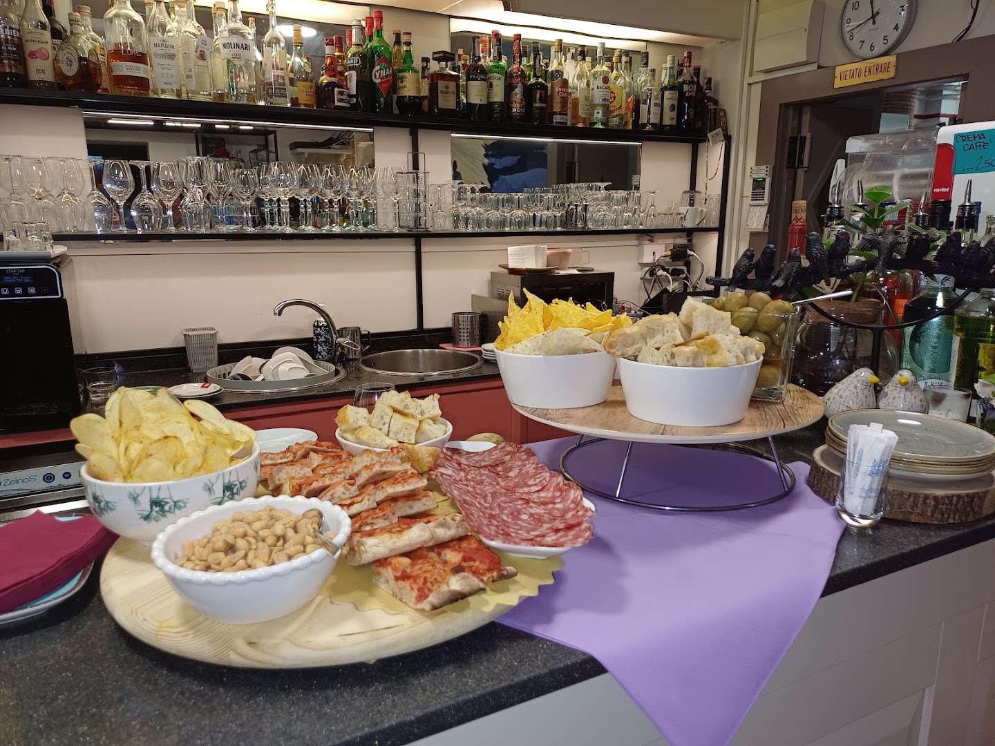 Bar Baroni di Tazzioli Chiara, Montefiorino