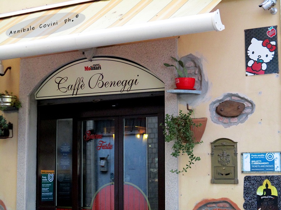Bar Beneggi, Locate di Triulzi