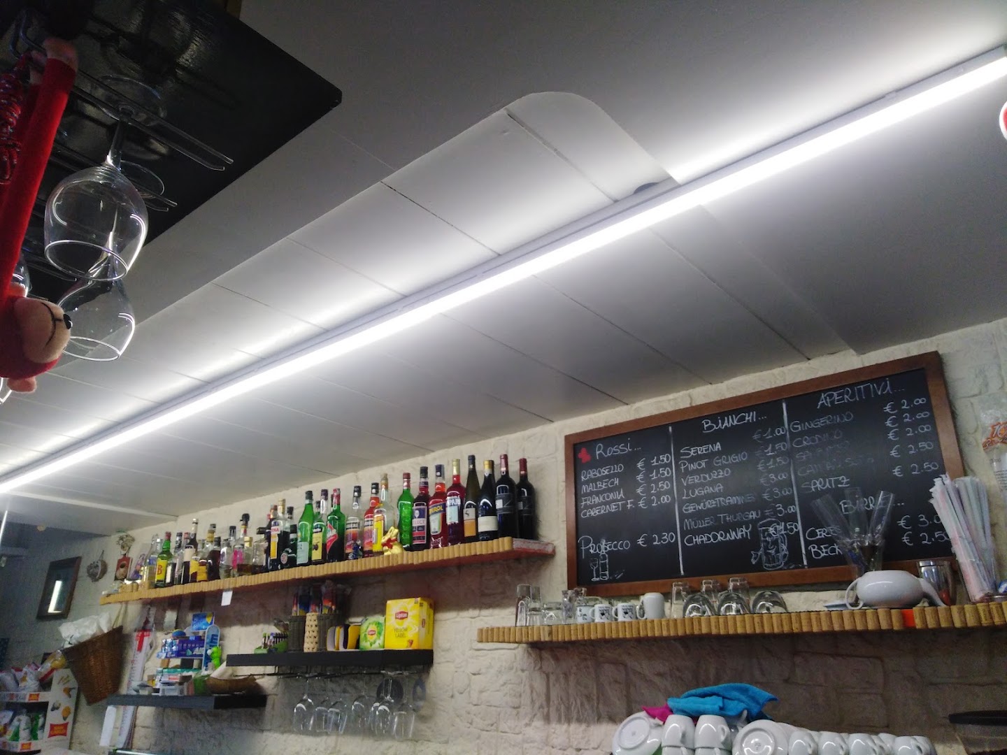 BAR BEVI E TASI