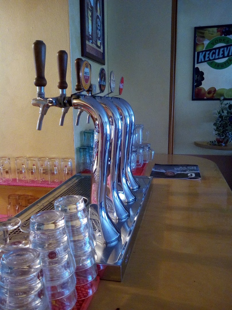 Bar Bianconero Di Paviotti Marina
